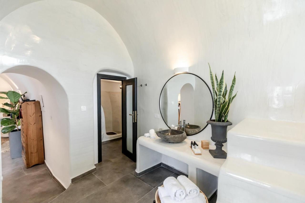 Doukas Caldera Suites 산토리니 외부 사진