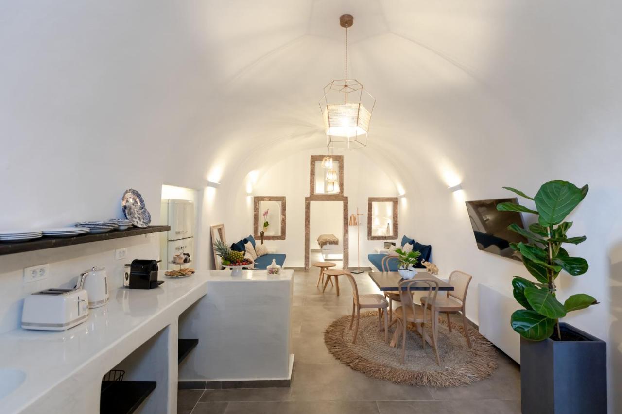 Doukas Caldera Suites 산토리니 외부 사진