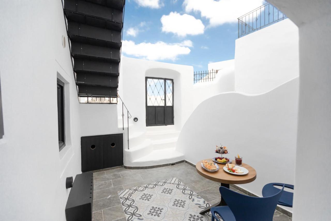 Doukas Caldera Suites 산토리니 외부 사진