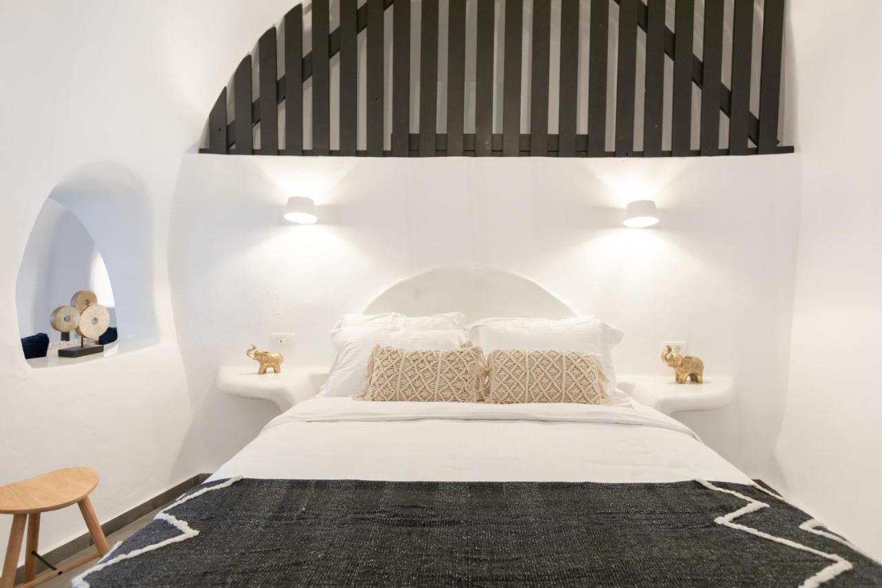 Doukas Caldera Suites 산토리니 외부 사진