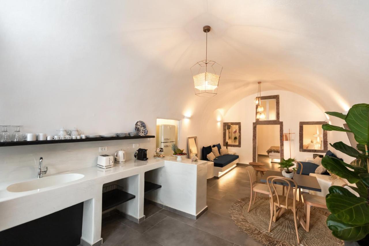 Doukas Caldera Suites 산토리니 외부 사진